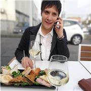 La matematica non è difficile, sono i suoi simboli che la complicano. Studiamola insieme.